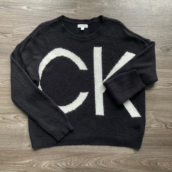 Super soft oversized - Calvin Klein sweater - Size M - Picture 1 of 4